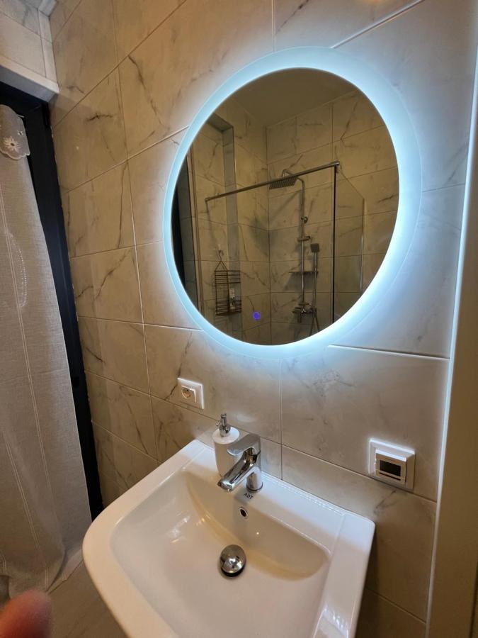 Alma Rose Apartment Korce Eksteriør billede