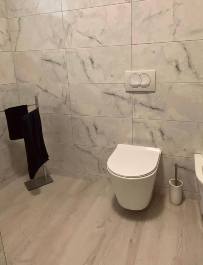 Alma Rose Apartment Korce Eksteriør billede