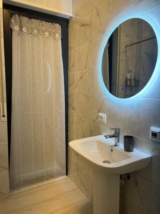 Alma Rose Apartment Korce Eksteriør billede