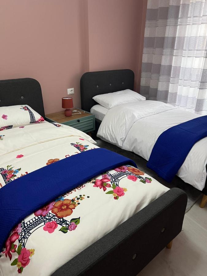 Alma Rose Apartment Korce Eksteriør billede